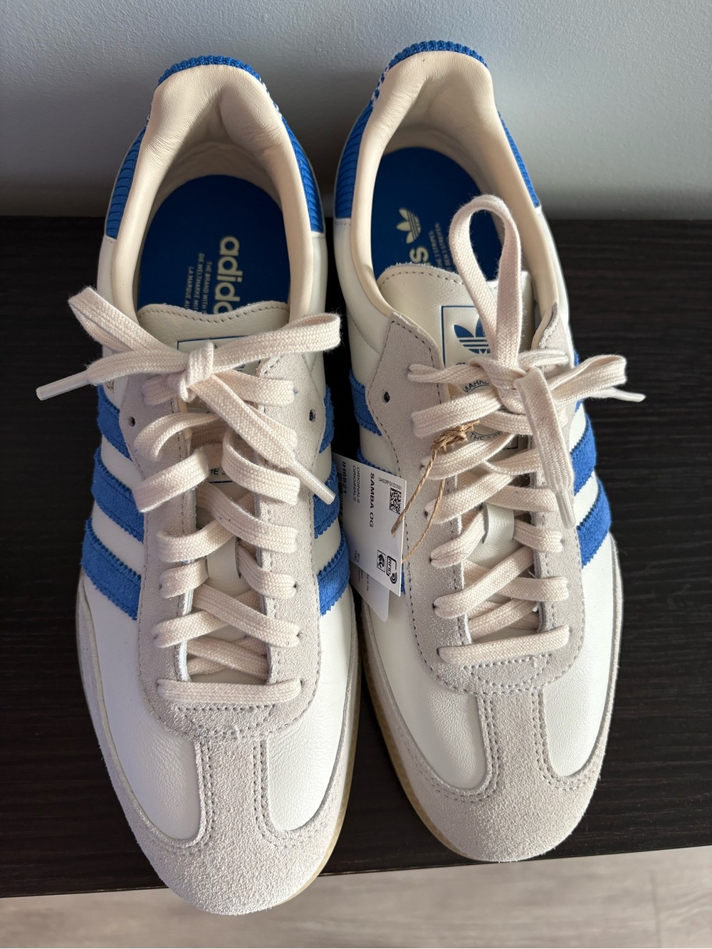 adidas Men’s White/Cream & Blue Samba Classic Sneakers